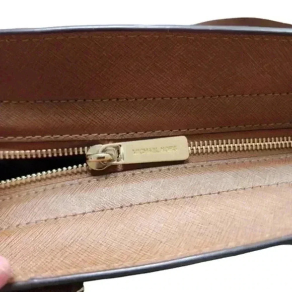 Michael Kors Selma Medium Saffiano Leather Crossbody Bag Cognac Brown Women's - Picture 11 of 15